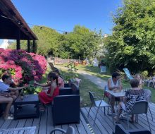 Camping à Clohars carnoët : La Terrasse Du Bar Du Pratell Au Camping